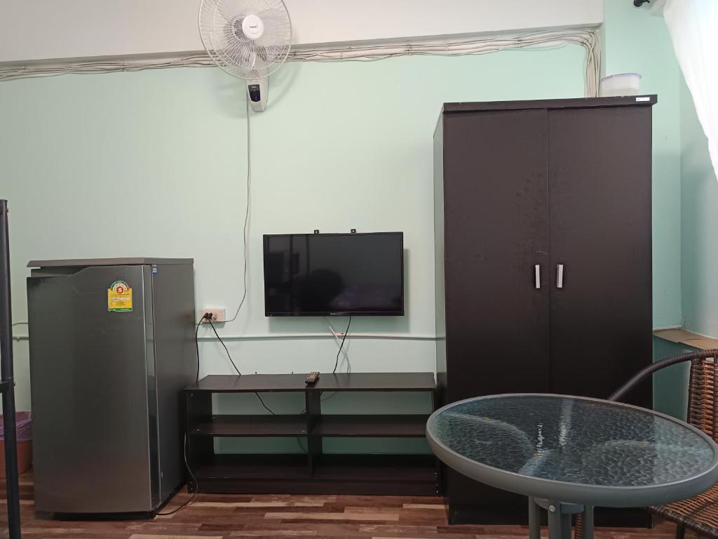 SV. HOUSE - Resim 13