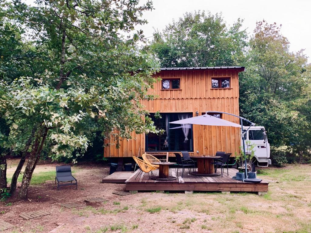 INTO THE WILD - Nos 5 logements 