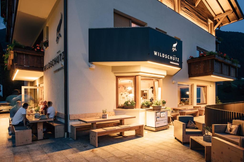 Posezení v ubytování Hotel Wildschütz