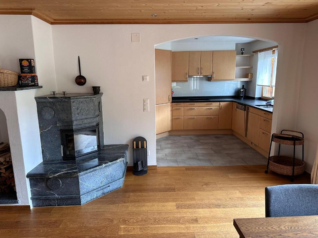 Kuchyň nebo kuchyňský kout v ubytování Ferienwohnung Crameri