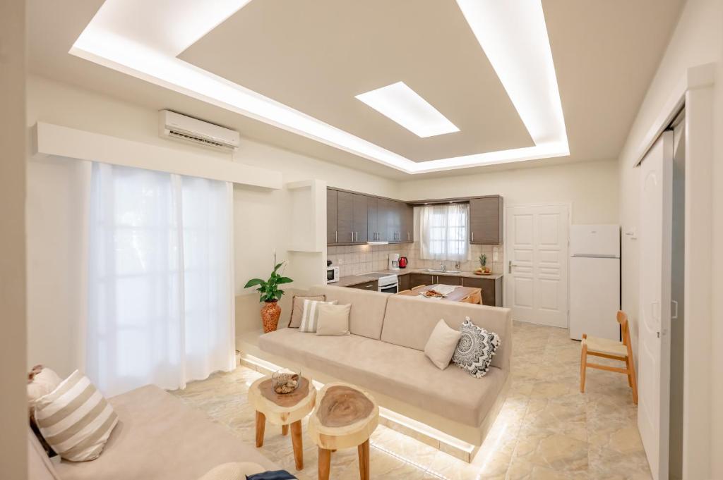 Loukas & Emma Eco Houses - 9