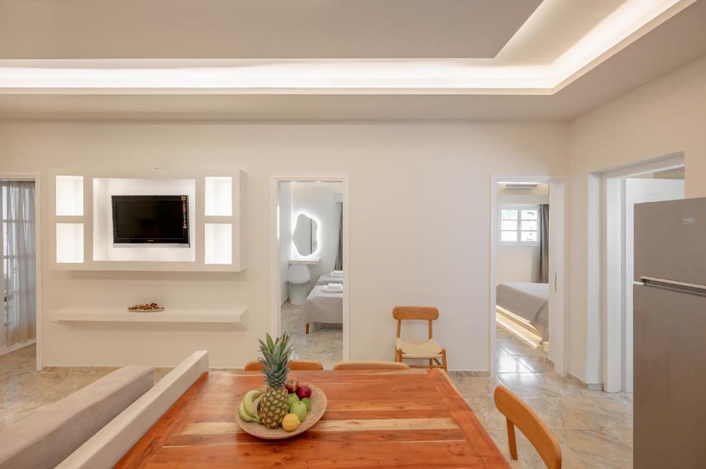 Loukas & Emma Eco Houses - 10