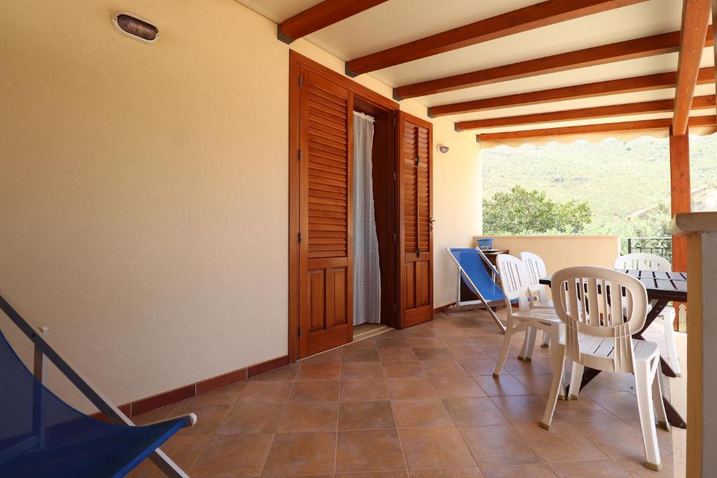 casa Vincenzo - Two-Bedroom Apartment