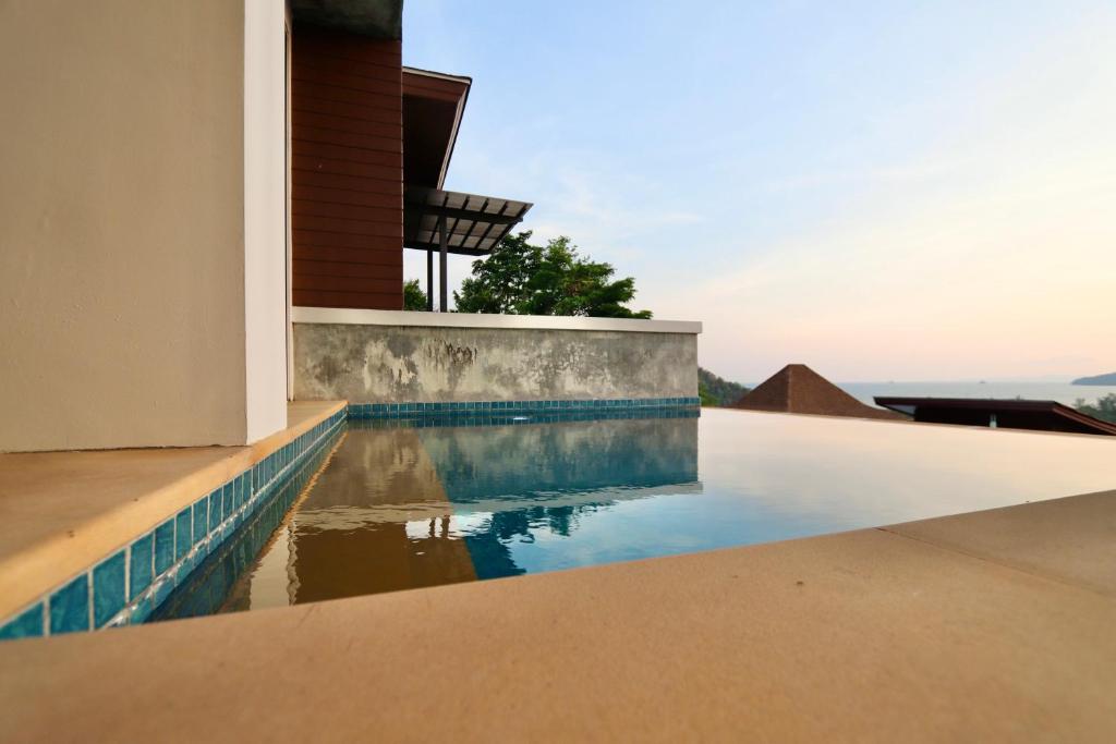 Bazén v ubytování 207 Ao Nang, Private Sew View Pool Villa nebo v jeho okolí