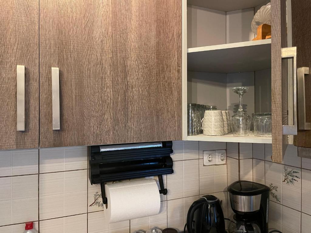 Luna's Sea View & City Center Apartment - 12