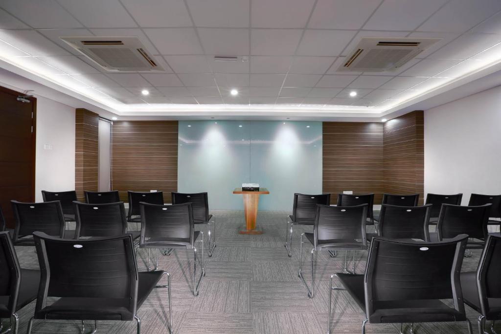 Konferenční prostory v ubytování Hotel Neo Gubeng by ASTON