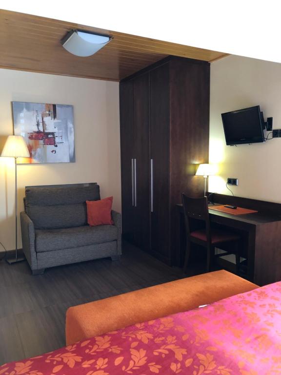 Hotel Solineu - Habitación Triple (3 Adultos)