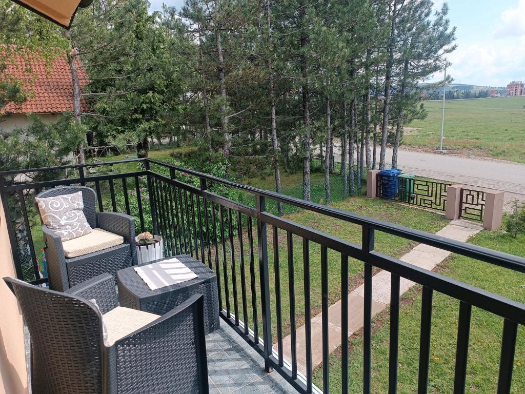 Balkón nebo terasa v ubytování Apartment Diana