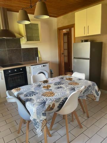 Kuchyň nebo kuchyňský kout v ubytování Le gîte de la Champagne