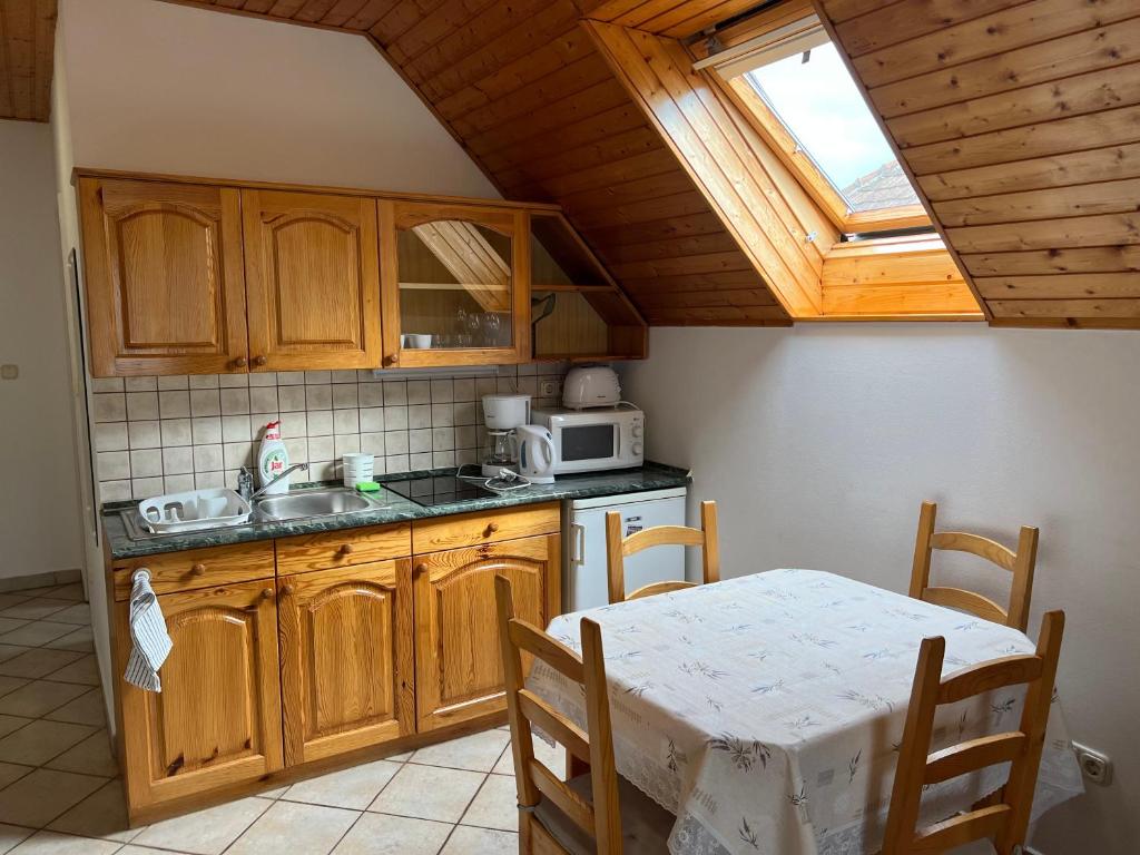Kuchyň nebo kuchyňský kout v ubytování Lucky Villa