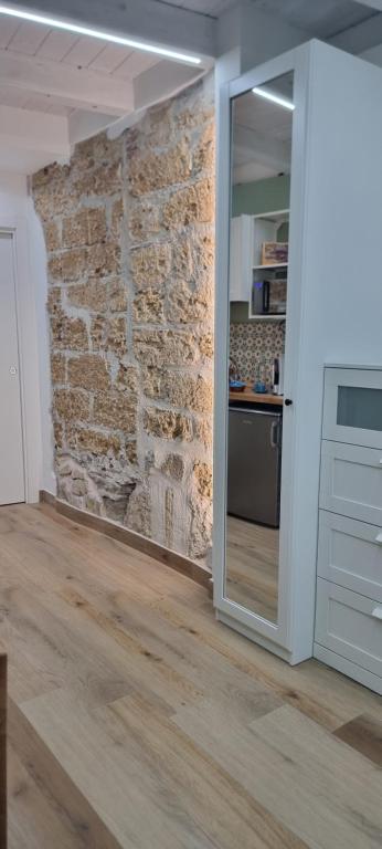 O bucătărie sau chicinetă la Le Antiche Porte