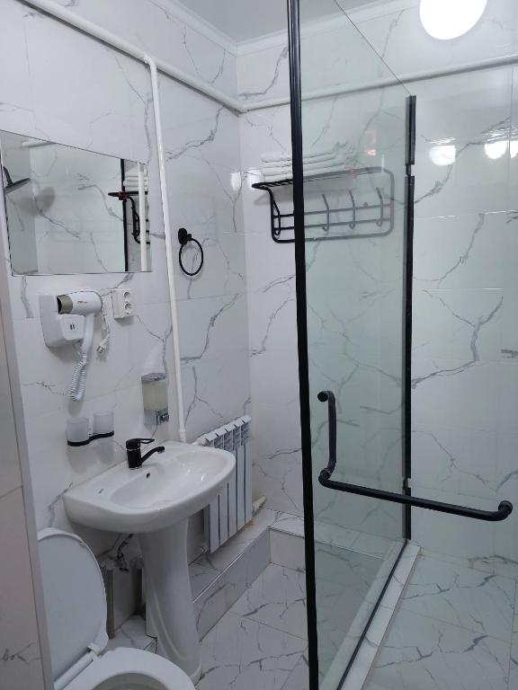 Koupelna v ubytování Bagysh Hotel