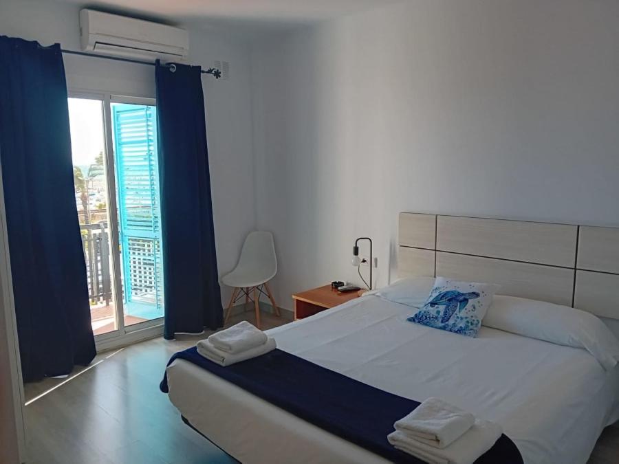Hostal Santa Gemma - Apartment With Terrace