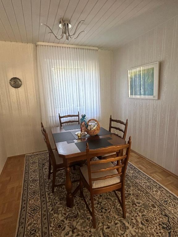Galeriebild der Unterkunft Eichendorff Garten Apartment, zentrumsnah, in direkter Nähe zur Universität in Bayreuth