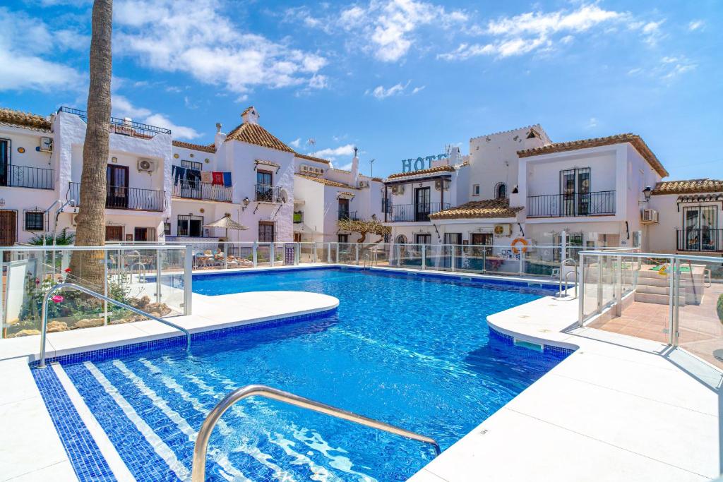 Casa Pueblo Andaluz 38 by Casasol