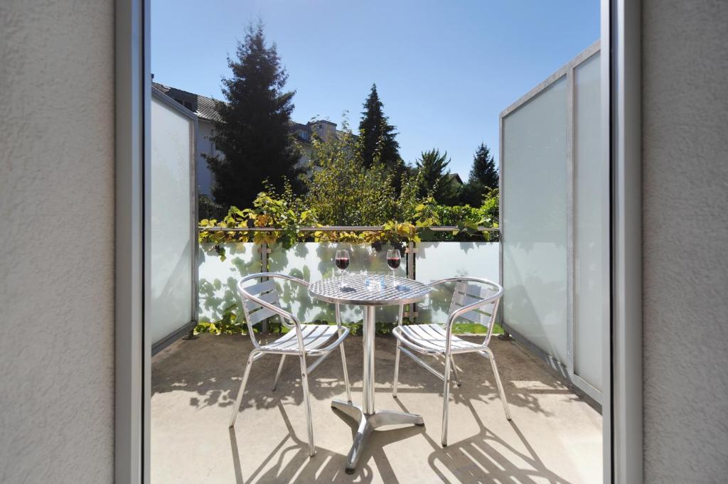 Hotel Derby Interlaken - self check-in - Resim 26