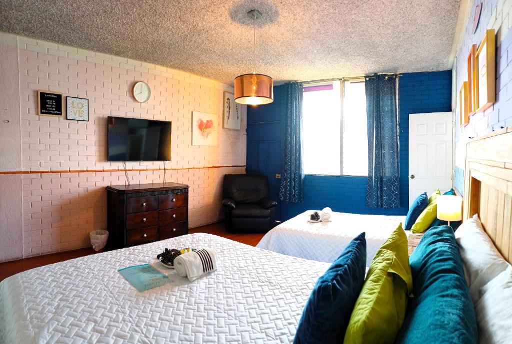 Hostal de Lucca - Double Room With Private Bathroom