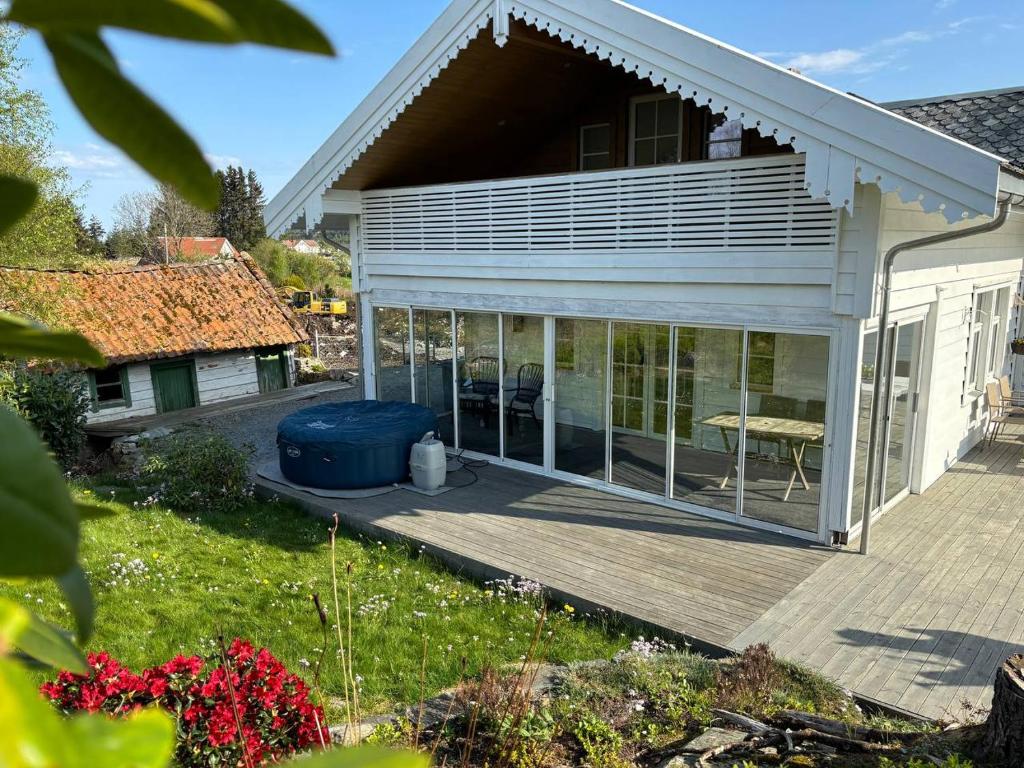 ForlandにあるKoselig stort gårdshus, m/boblebad. Båt kan leiesのギャラリーの写真