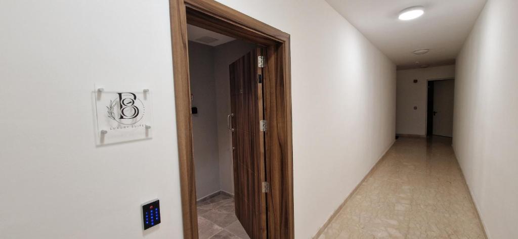 Fotografie z fotogalerie ubytování B8 Seaside Luxury Rooms with private bathroom - dining area shared v destinaci St Paul's Bay
