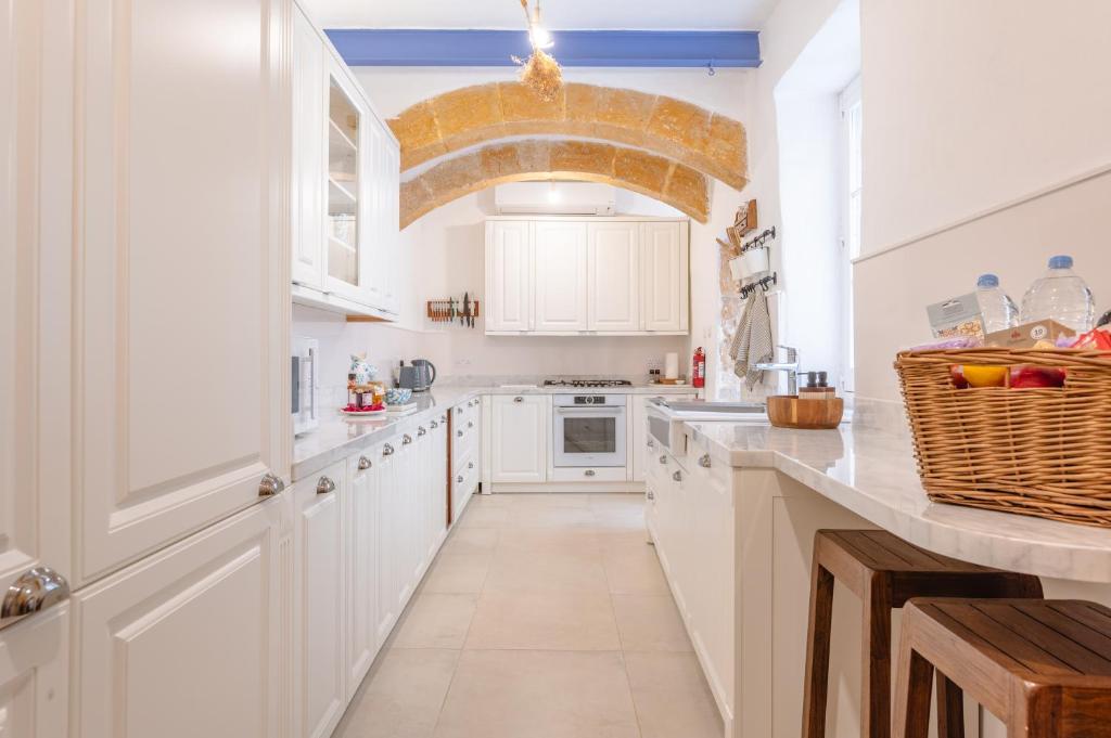 Kuchyň nebo kuchyňský kout v ubytování 'Notabile' - Private Townhouse in Mdina