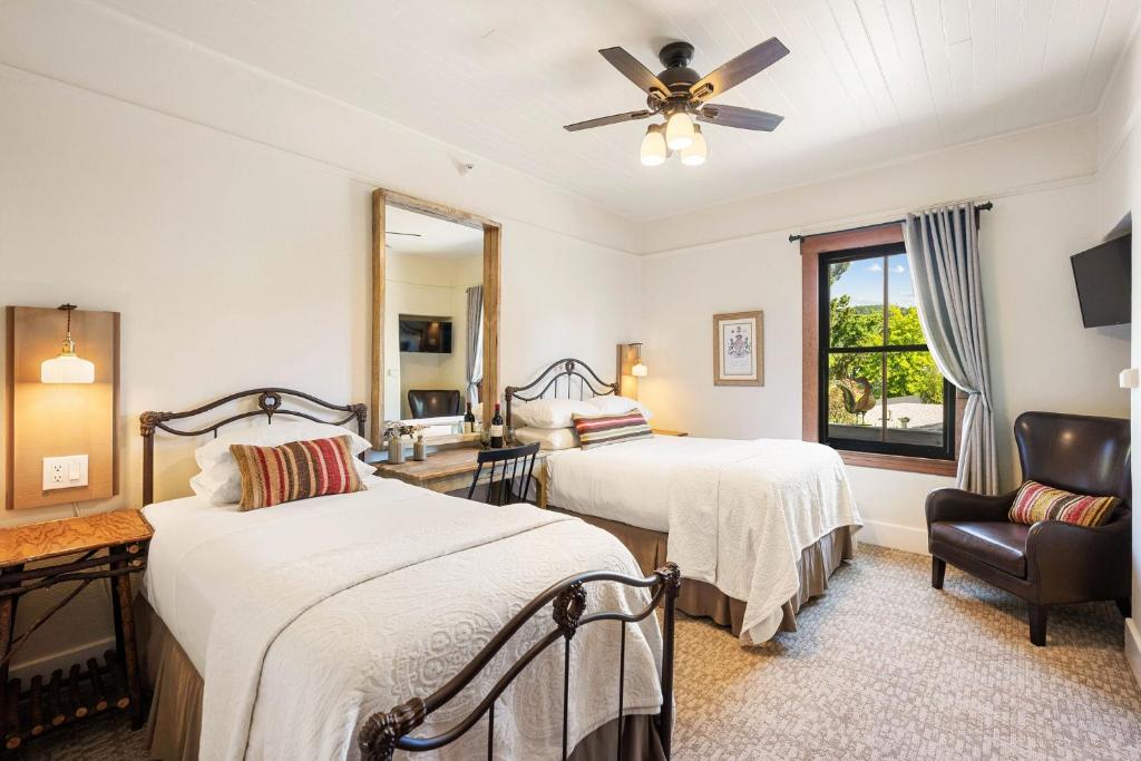 Sonoma Hotel - 