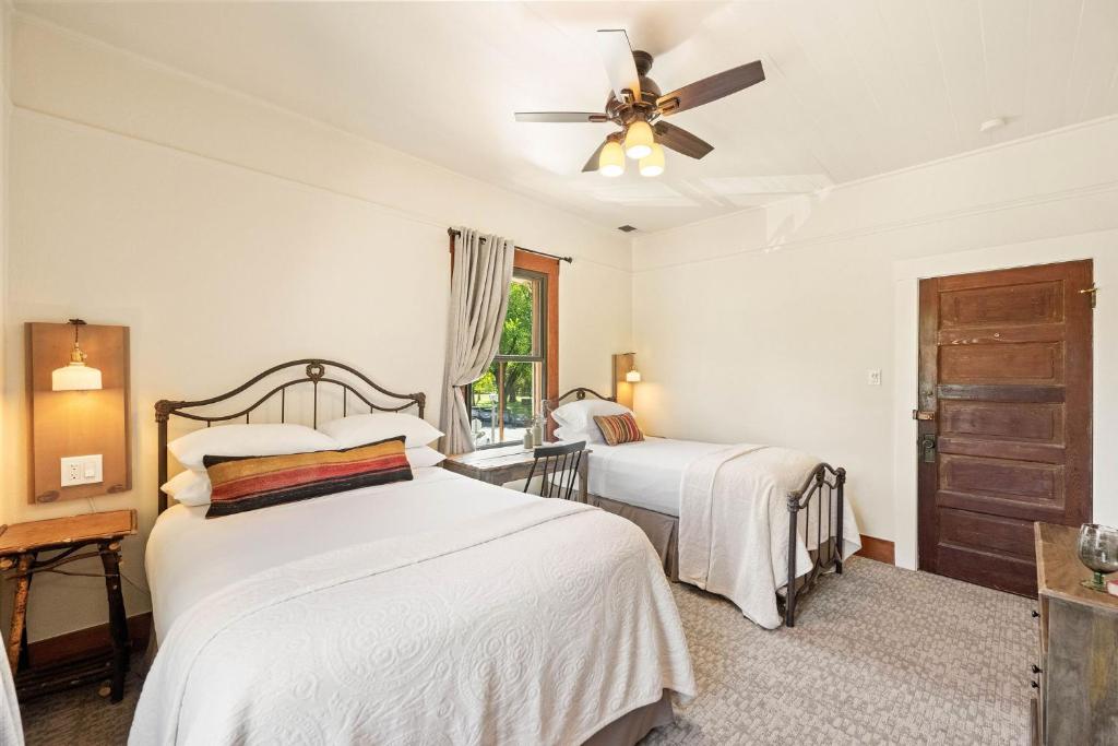 Sonoma Hotel - 
