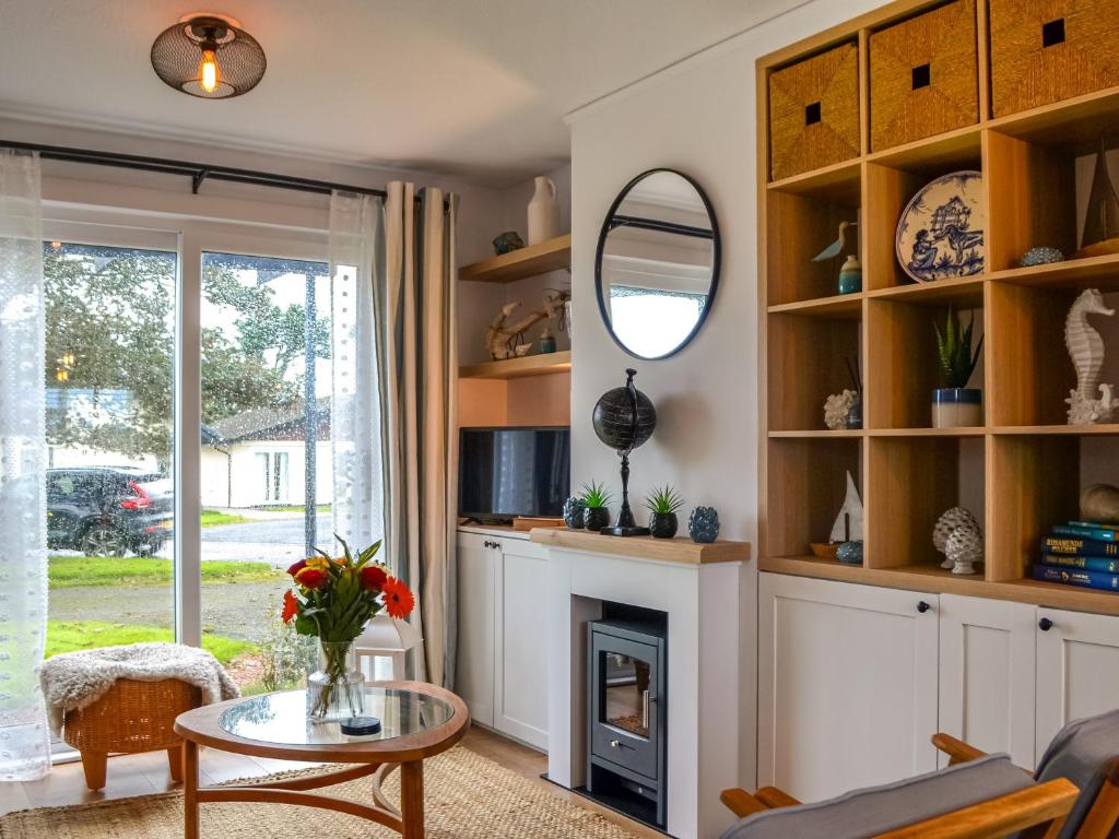 Laigh Isle, Newton Stewart (updated prices 2024)