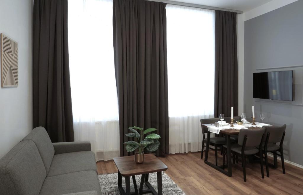 Viva La Vienna Apartments - 11