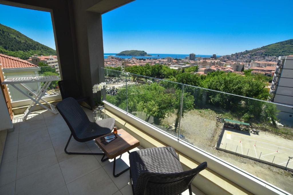 New Chill and Go Apartments - 1