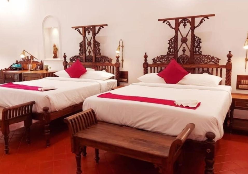 Marari Beach Bungalow Resort Alleppey - Suite Avec Balcon