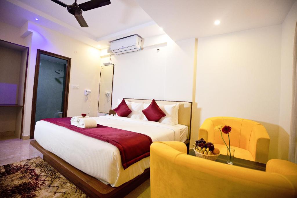 Villa Grand Hotel Near Kempegowda International Airport - Suite