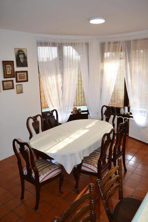 Area soggiorno di Apartman Gluhović