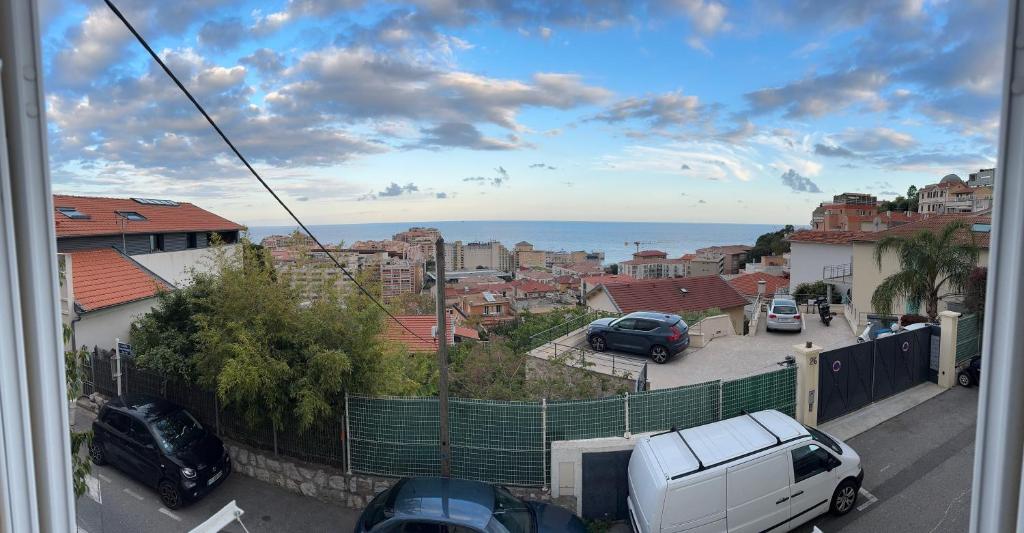 Nespecifikovaný výhled na moře nebo výhled na moře při pohledu z apartmánu