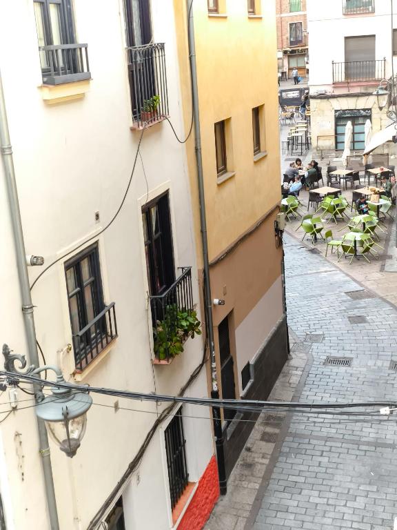 Budova, v ktorej sa apartmán nachádza