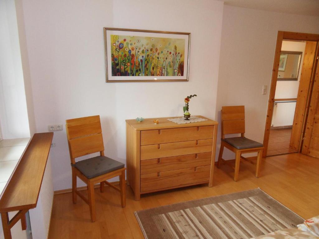 Posezení v ubytování FeWo in der Weinleiten
