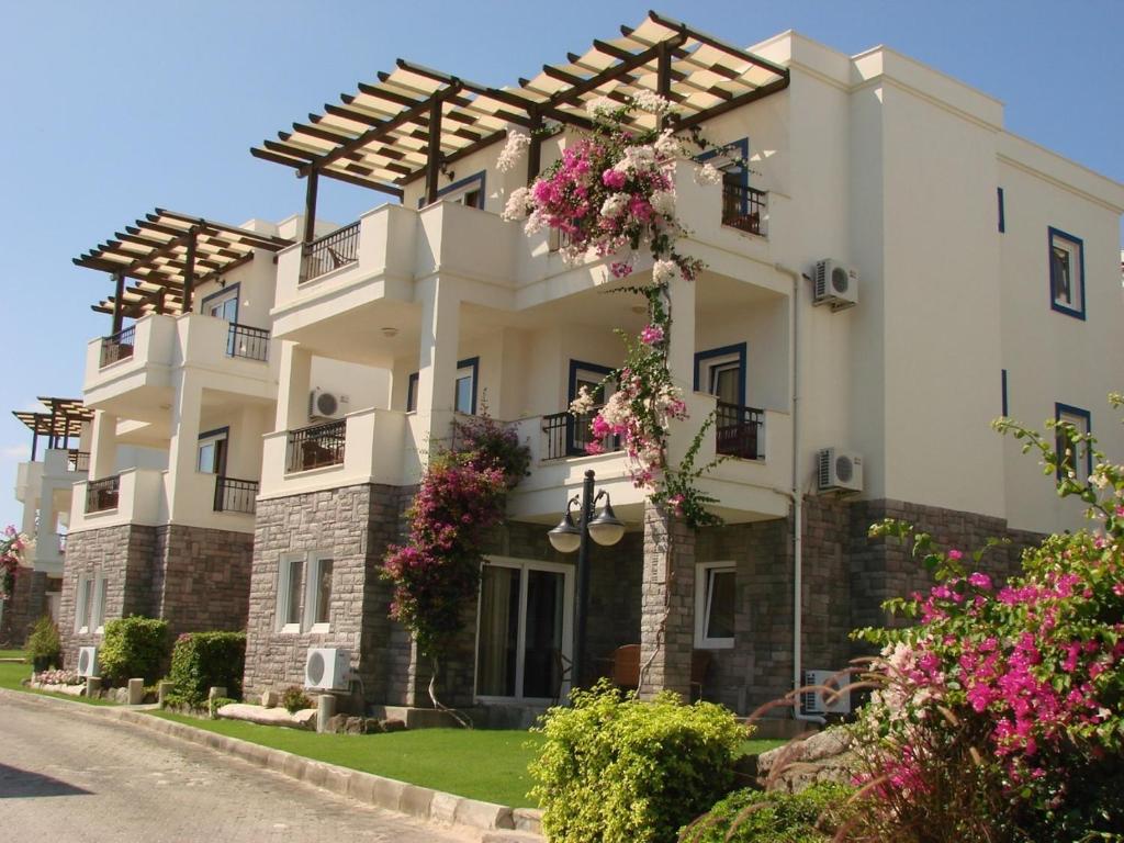 The building in which az apartmanhoteleket is located