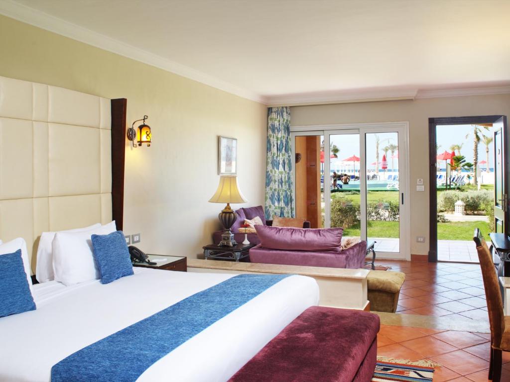 Postel nebo postele na pokoji v ubytování Porto Matrouh Beach Resort