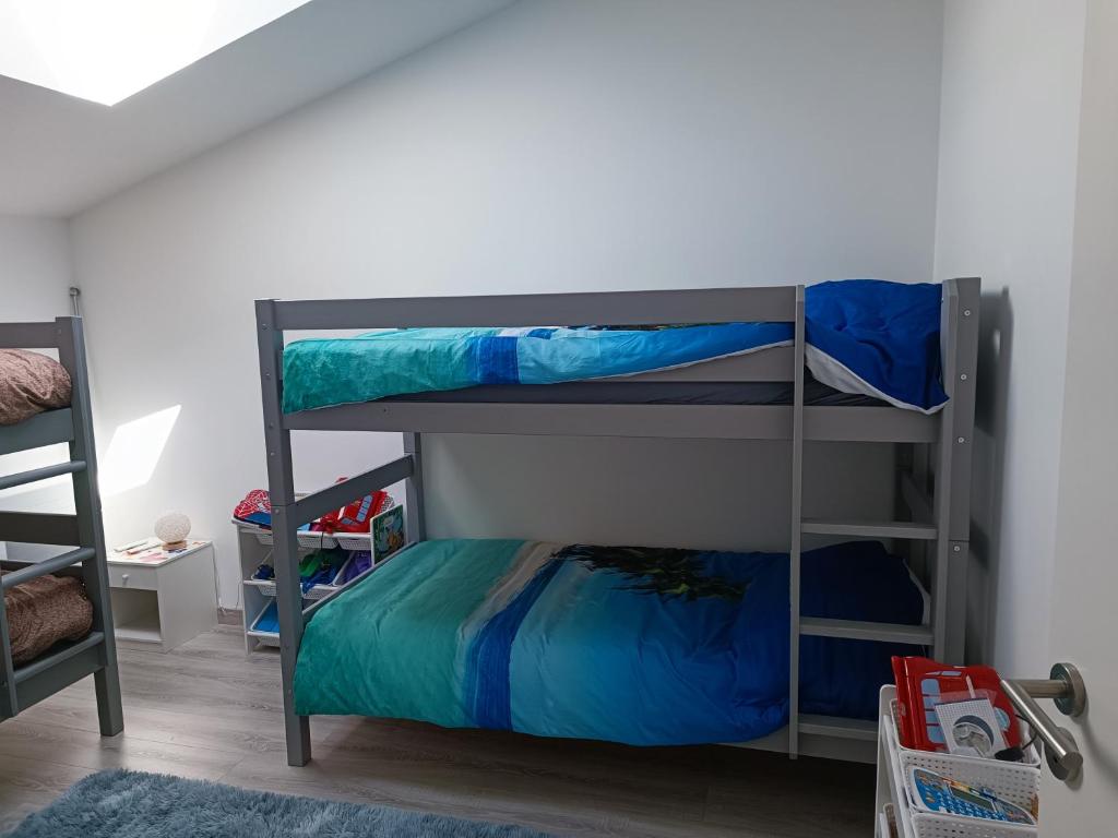 Postel nebo postele na pokoji v ubytování Mimizan Apt neuf 80m2 +terrasse 100m plage