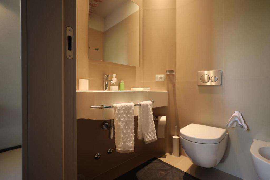 Koupelna v ubytování B&B Morindino Design