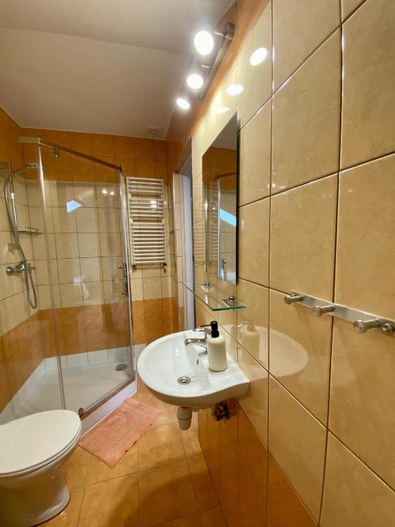 Gospodarstwo Agroturystyczne JAGODA - Drievoudige Kamer