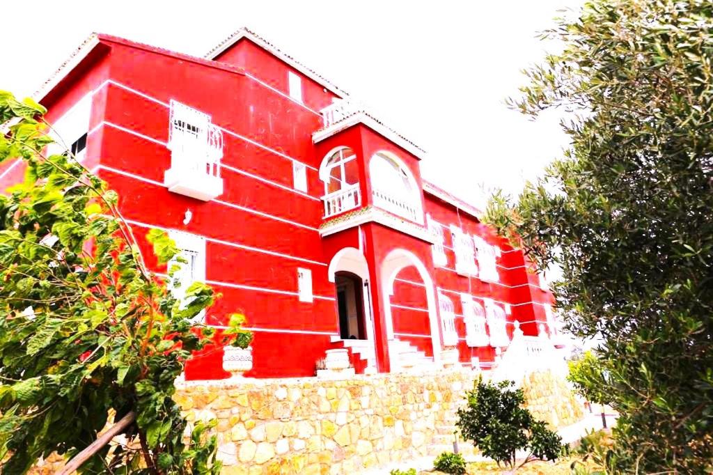 chalei dar hamra, Mejlaw (updated prices 2024)