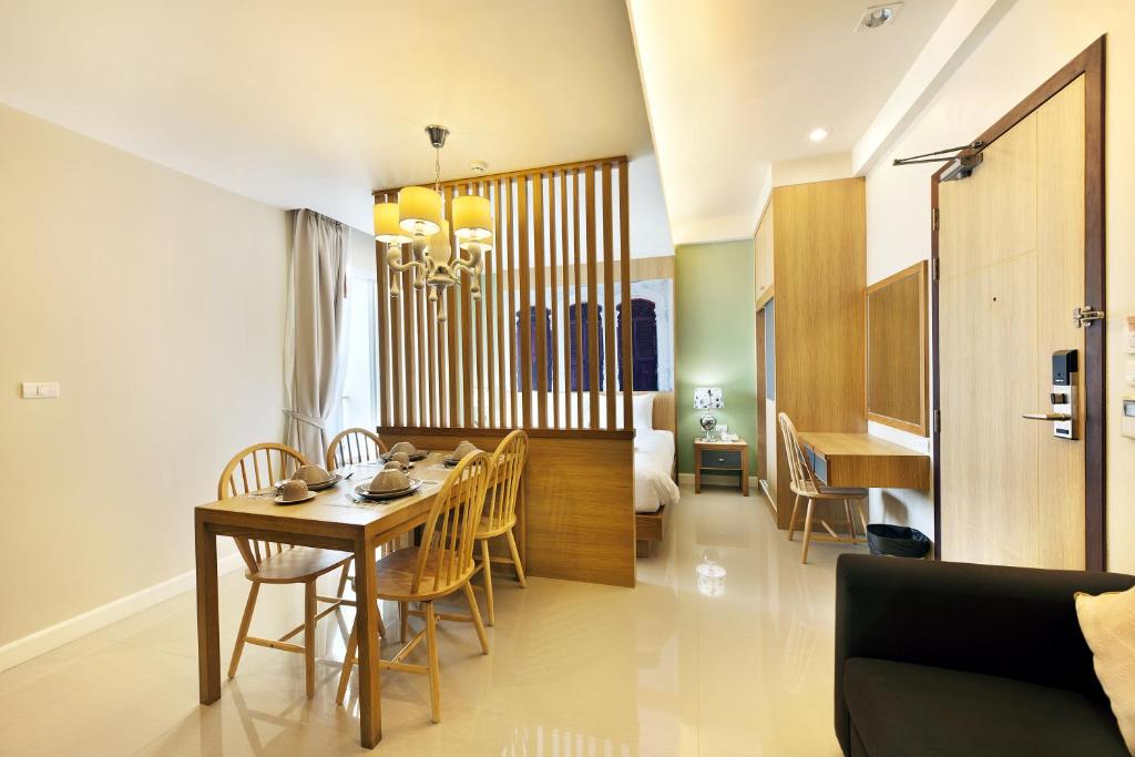 Ratana Hotel Rassada, PHUKET TOWN- SHA Extra Plus - Resim 32