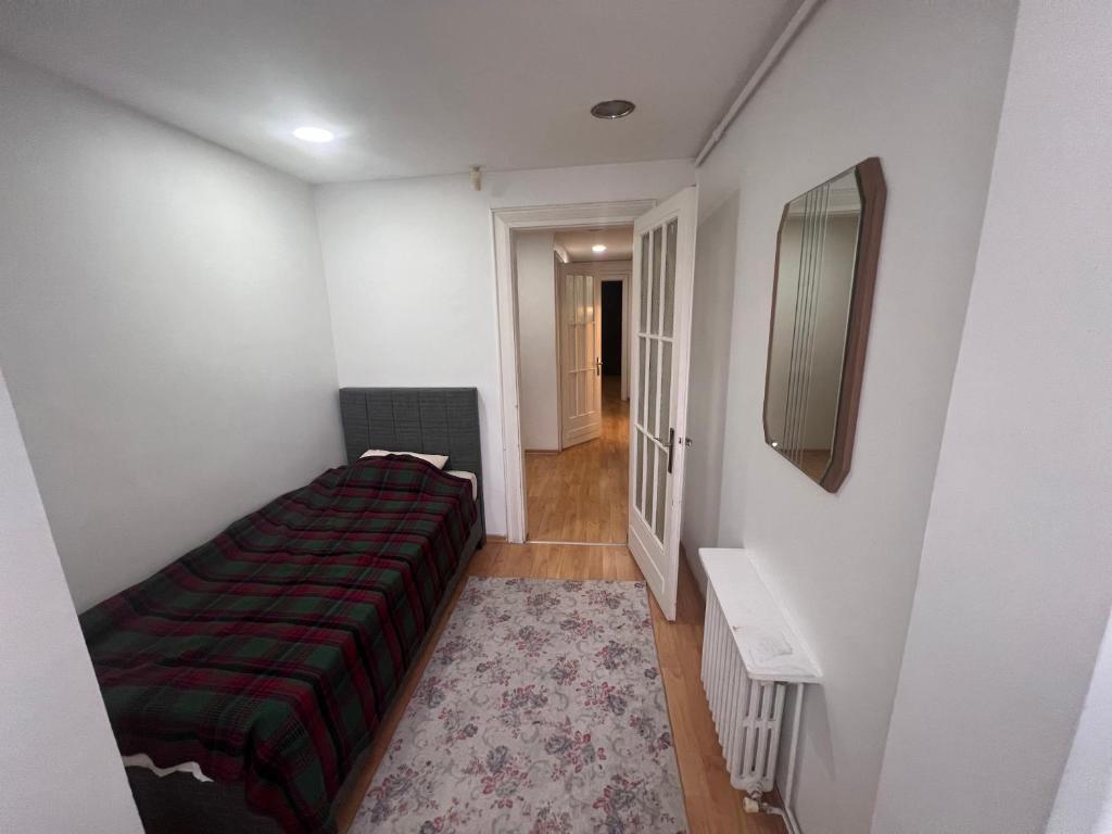 A bed or beds in a room at Cityline1