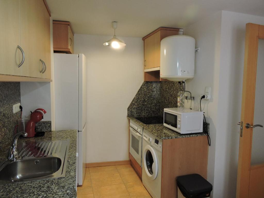 A kitchen or kitchenette at Duplex casco historico