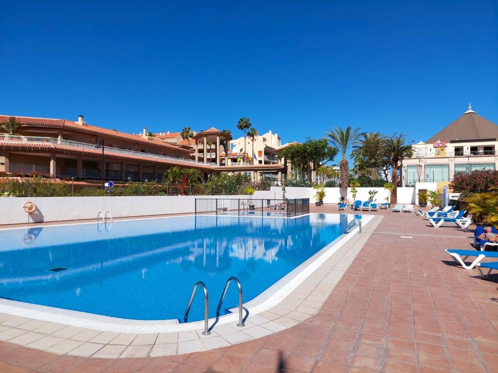 Fotografie z fotogalerie ubytování Frontal Ocean View Torres del Sol v destinaci Los Cristianos