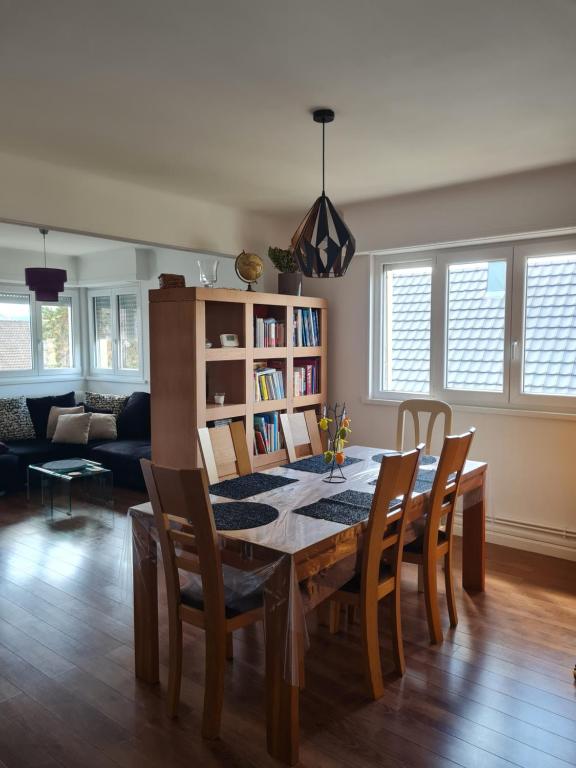 Appartement proche centre-ville, parking gratuit – photo 8