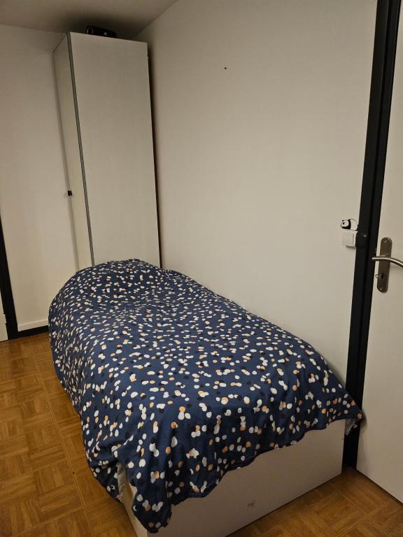 chambre 5mn de paris - Familiekamer