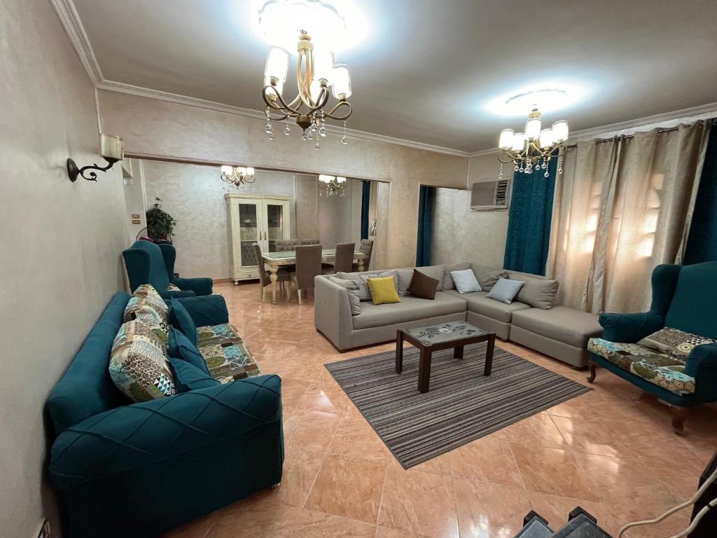 Gallery image of Apartment in Sheraton Heliopolis district beside Raddison blue hotel and Cairo airport in Cairo