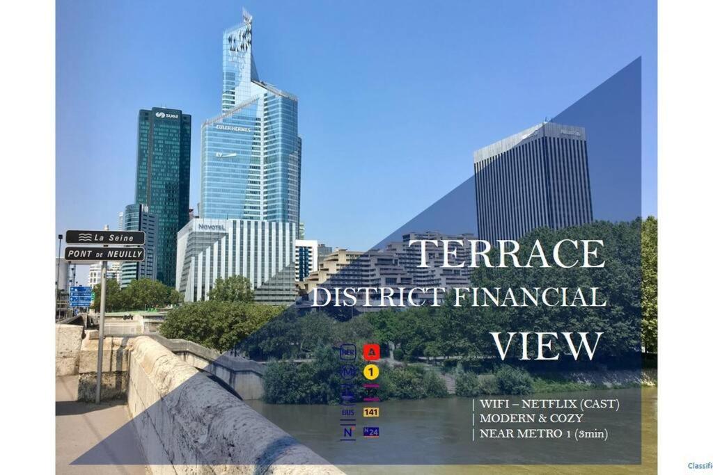 un livre avec vue sur une ville dans l'établissement Studio & Expansive Terrace: Urban Oasis in Paris!, à Courbevoie