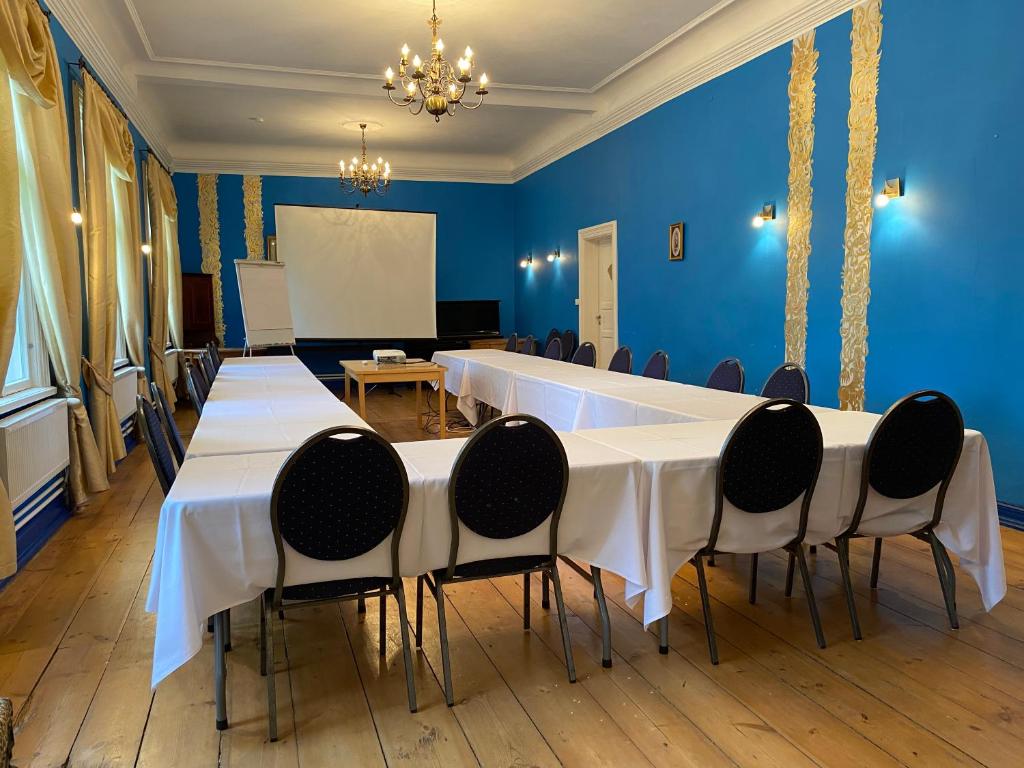 Konferenční prostory v ubytování Kursi Summer Manor
